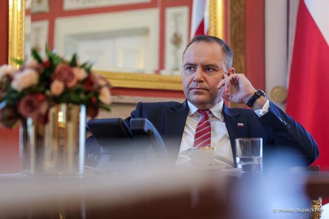 Președintele Poloniei propune limitarea ajutoarelor sociale pentru refugiații ucraineni care nu lucrează