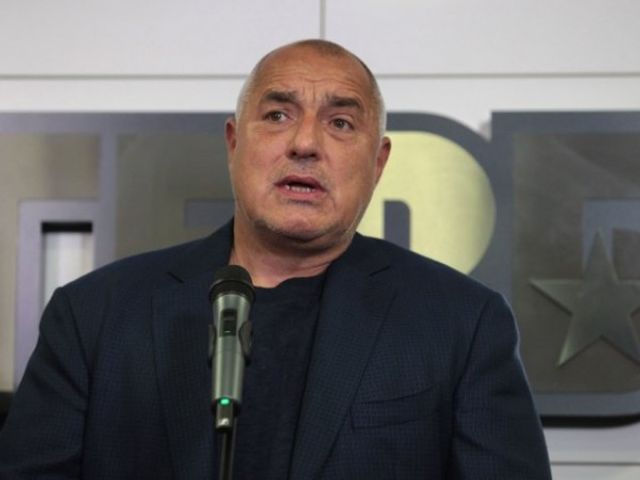 Борисов поздрави полицаите на професионалния им празник