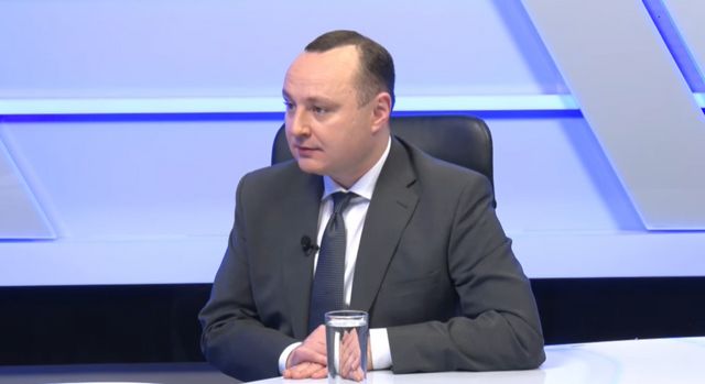 Moțiune de cenzură împotriva Guvernului Recean