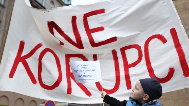 Česko bylo nejhorší v plnění protikorupčních doporučení, uvádí zpráva Rady Evropy