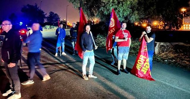 24 ore di sciopero all'ex Ilva, presidi a Taranto