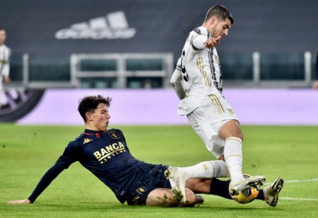 Fotbalistul moldovean Daniel Dumbrăvanu a debutat la Genoa în optimile de finală a Cupei Italiei