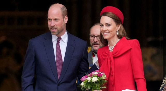 Windsor, Re Carlo e Camilla accolgono il presidente Macron
