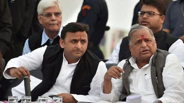 Clean Chit to Mulayam, Akhilesh in Disproportionate Assets Case