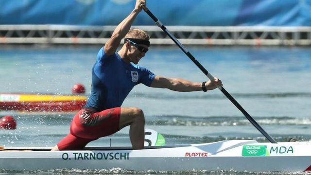 Canotarul Oleg Tarnovschi a cucerit bronzul la Mondialul din Ungaria