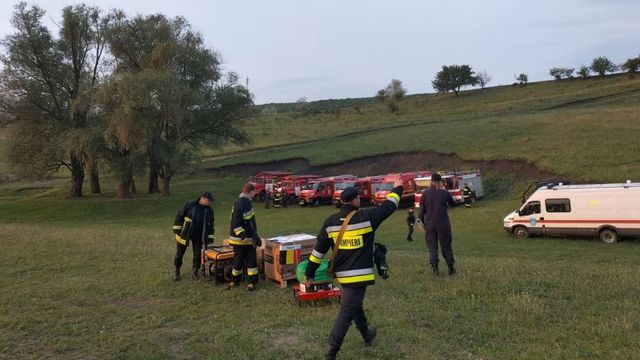 168 de salvatori cu 49 unități de tehnică au fost ridicați pe alarmă pentru desfășurarea unui exercițiu de teren