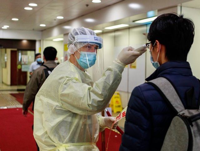 Cinci muncitori întorși din China, izolați acasă din cauza coronavirusului