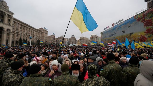 Naționaliștii ucraineni mărșăluiesc la Kiev împotriva unei capitulări în fața Rusiei