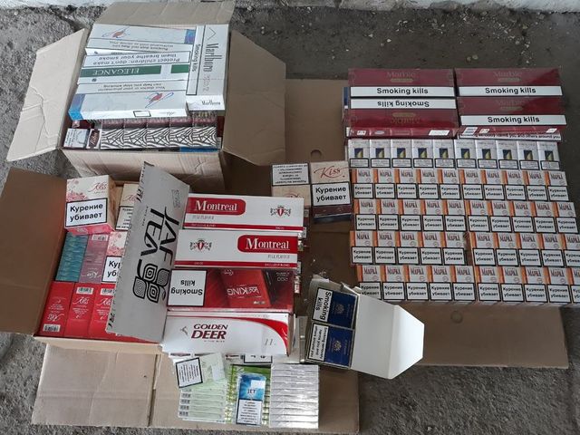 Peste 20 de mii de țigarete, introduse ilegal prin regiunea transnistreană, depistate la Piața Centrală