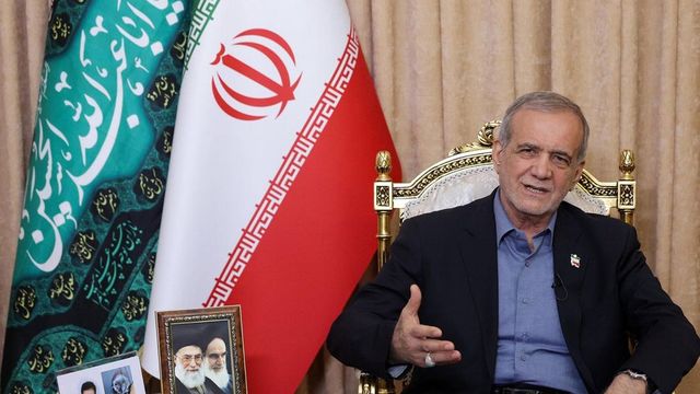 Iran, il presidente Pezeshkian ferito in un raid israeliano durante la guerra dei 12 giorni