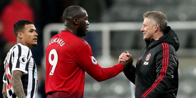 Ole Gunnar Solskjaer confident Manchester United squad can win over doubters