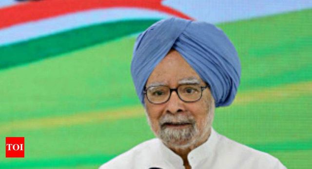 Manmohan Singh: $5-trillion economy by 2024 looks like pipe dream