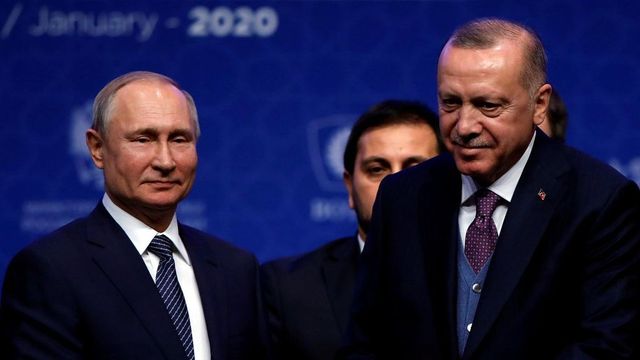 Erdogan a Putin slavnostně spustili plynovod TurkStream