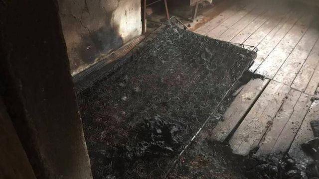 O femeie din Taraclia a murit carbonizata dupa ce in locuința ei a izbucnit un incendiu