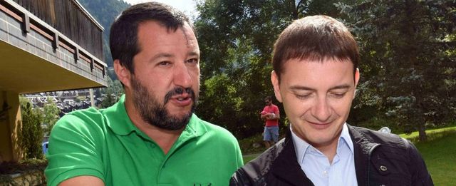 Spin doctor Salvini posta sua foto con arma, Saviano attacca