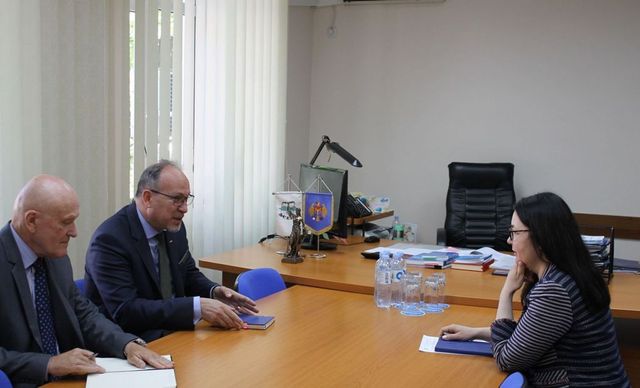 Despre ce au discutat președinta CEC și Ambasadorul României la Chișinău