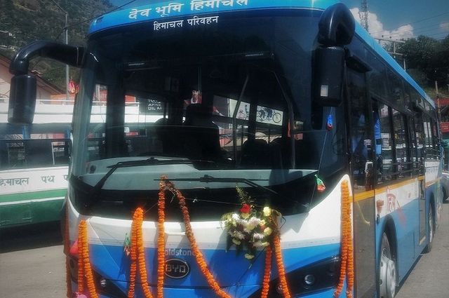 300 electric buses for city