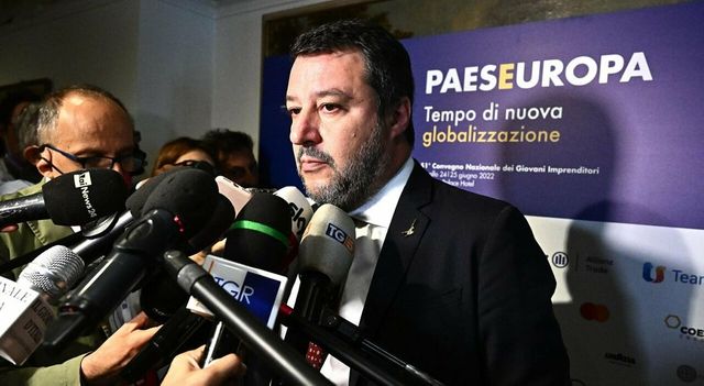 Matteo Salvini vuole fare a Milano la prima centrale nucleare d’Italia