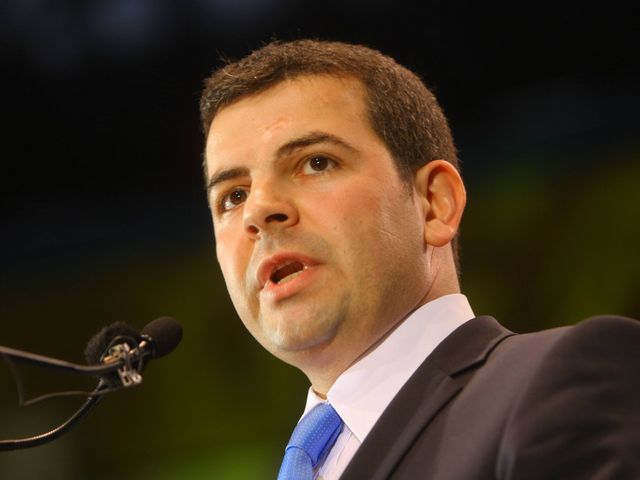 Fostul ministru Daniel Constantin va fi adus cu mandat în instanță