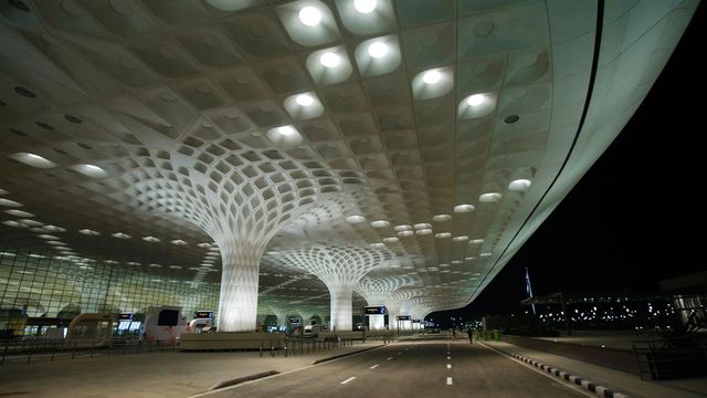 Mumbai Airport Handles Record 1,004 Flight Movements in a Day