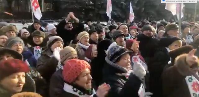 Simpatizanții lui Șor protestează la CEC