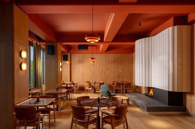 Simbolurile Brașovului prind din nou viață, Telecabina Tâmpa și Restaurantul Panoramic se redeschid