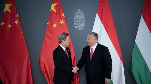 Orbán a Kínai Kommunista Párt titkárával tárgyalt