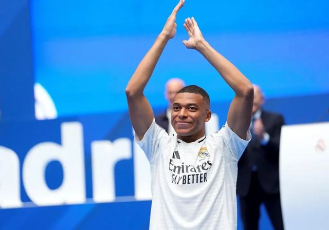 Mbappé denuncia al PSG por tentativa de extorsión