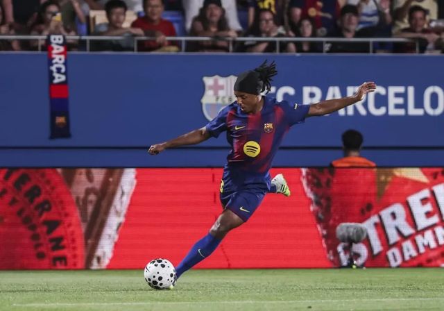 Koundé renueva su contrato con el Barça hasta 2030