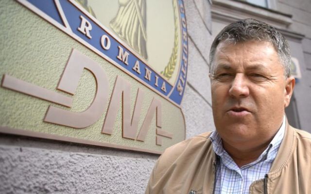 Primar reținut în dosarul angajărilor fraudate în spitalul din Botoșani