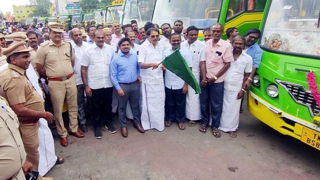 Minister flags off new services of mini buses in Virudhunagar