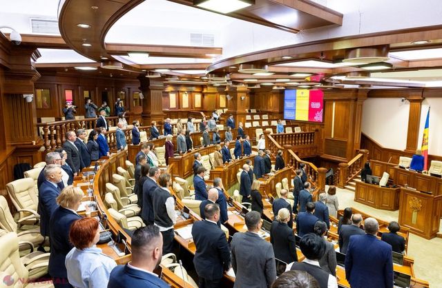 Guvernul Munteanu solicită astăzi votul de încredere în Parlament