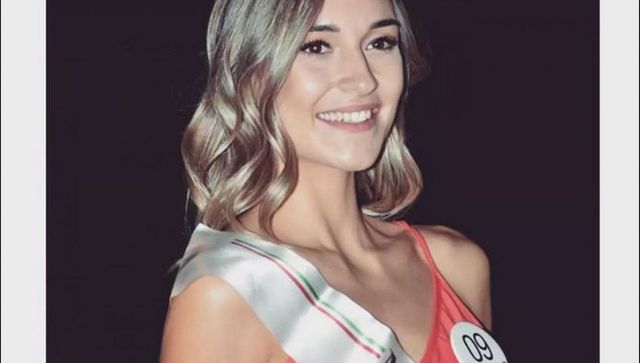 Giulia Talia è la prima aspirante Miss Italia dichiaratamente lesbica: «Sono felice di accendere un faro»