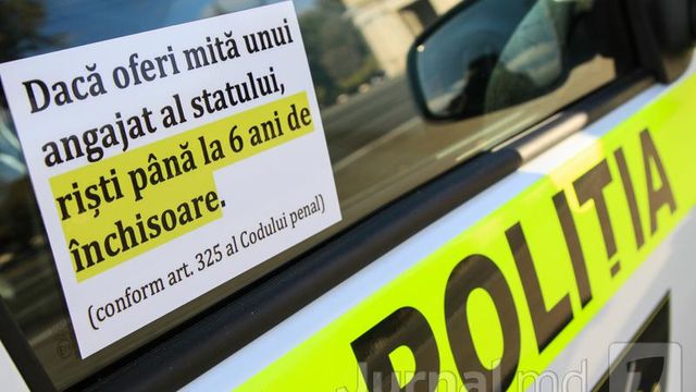 Un șofer din raionul Strășeni riscă să-și petreacă următorii șase ani după gratii; Le-a propus mită polițiștilor