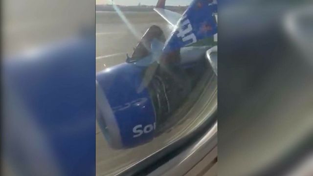Carcasa motorului unui avion Boeing s-a desprins în timpul decolării de pe un aeroport din SUA