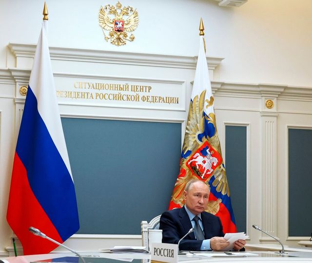 Vladimir Putin: Trebuie să ne gândim cum să oprim „tragedia” războiului din Ucraina