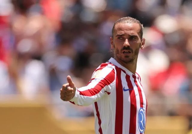 Griezmann y Simeone, señalados tras el baño de realidad del PSG al Atlético