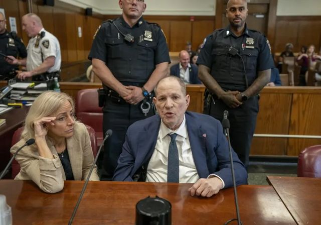Declarado culpable el exproductor de Hollywood, Harvey Weinstein, por un delito de agresión sexual