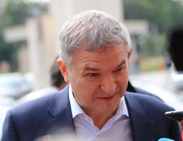 ″Добро утро, бос” - Пламен Бобоков показа есемеси с Борисов