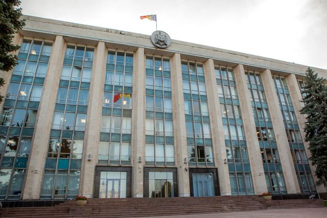 Guvernul a numit cinci membri noi în Comisia Unificată de Control