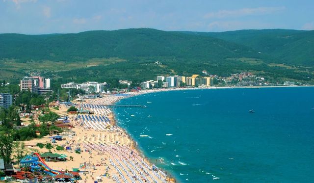 Românii au fost principalii turiști care au plecat în vacanță pe litoralul bulgăresc