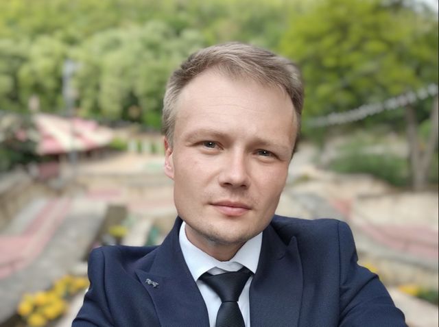 Directorul Gimnaziului „Ion Creangă” din satul Teleșeu a…