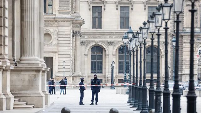 Furto di gioielli al Louvre, fermati due sospettati