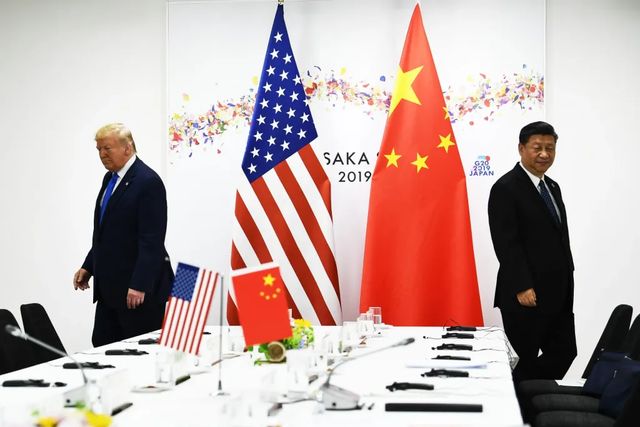 Trump despre acordul cu Beijing: China ne furnizează pământuri rare, noi acceptăm studenți chinezi