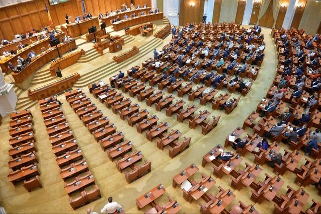 Parlamentarii vor să limiteze drastic liberul acces la informațiile de interes public