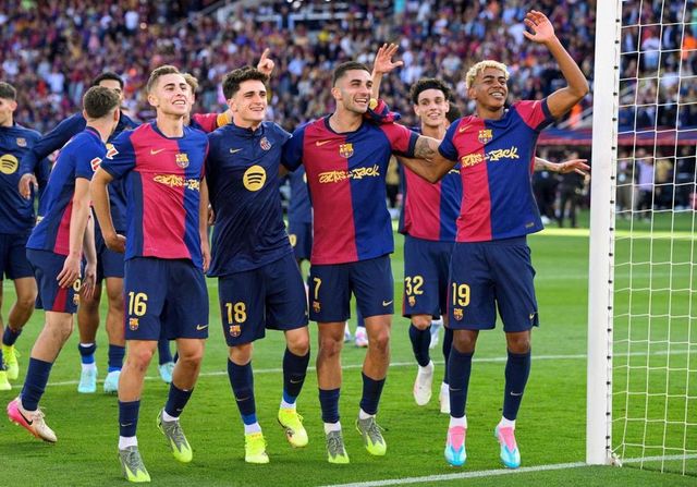 El Barça se abona a las remontadas