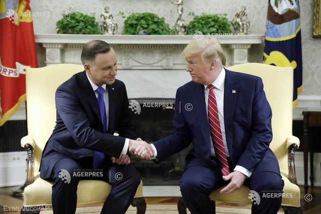 Președinții Trump și Duda au semnat un acord de suplimentare a trupelor americane din Polonia
