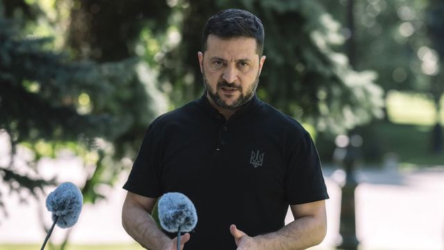 Zelenszkij újabb mélységi válaszcsapásokat ígért Oroszországban