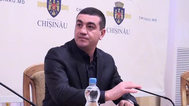 Șeful Direcției transport public și căi de comunicație din cadrul Primăriei Chișinău, Vitalie Butucel, și-a dat demisia
