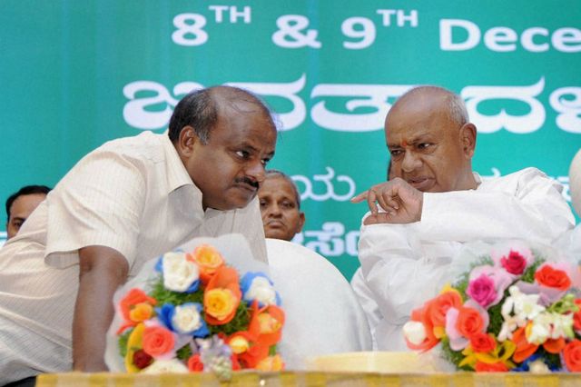 Election Tracker LIVE: JDS Returns Bangalore North Seat to Congress as Deve Gowda Picks Tumkur